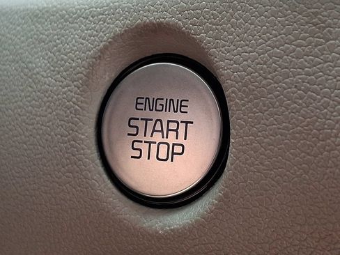 Used 2025 Kia Sorento S AWD/4WD image 28