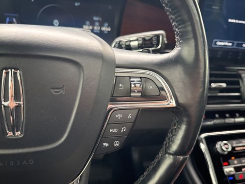 Used 2022 Lincoln Navigator Reserve AWD/4WD image 21