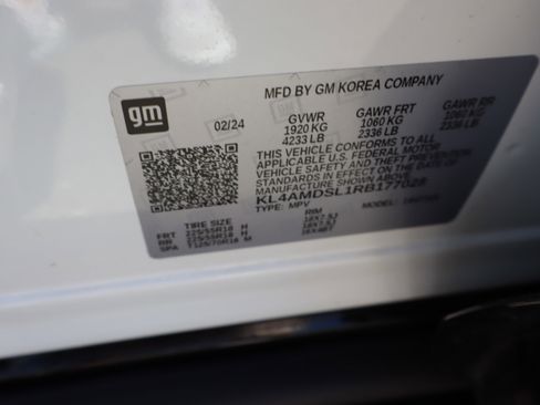 Used 2024 Buick Encore GX Sport Touring w/ Comfort Package FWD image 42