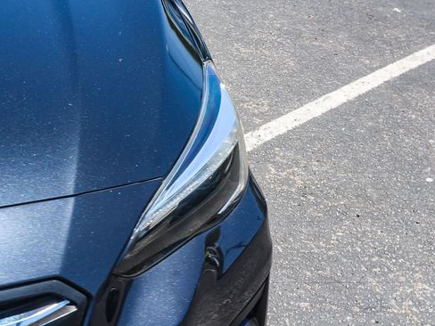 Used 2019 Subaru Crosstrek 2.0i Limited w/ Moonroof Package w/Navigation AWD/4WD image 14