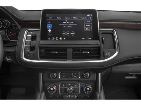 Used 2022 Chevrolet Suburban Z71 w/ Luxury Package AWD/4WD image 7