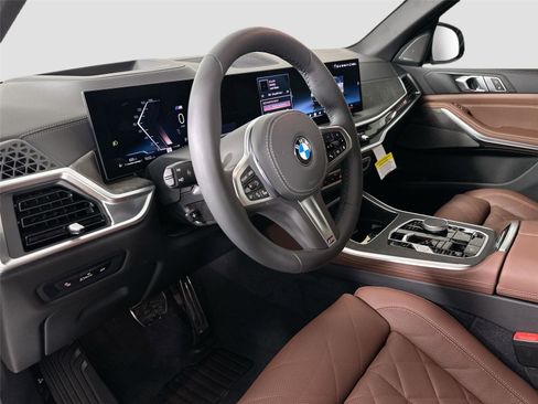 New 2026 BMW X5 xDrive40i AWD/4WD image 10