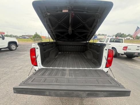 Used 2017 Chevrolet Colorado W/T w/ WT Convenience Package AWD/4WD image 13