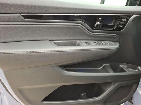 Used 2026 Honda Odyssey Elite image 10