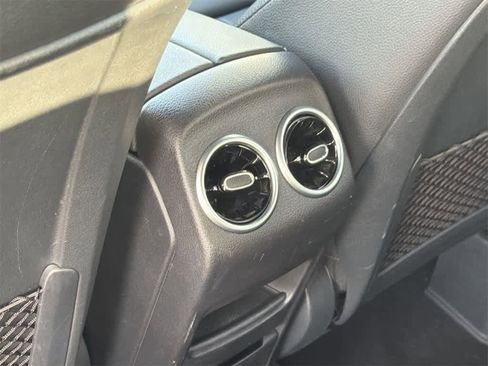 Used 2021 Mercedes-Benz GLA 250 GLA 250 image 28