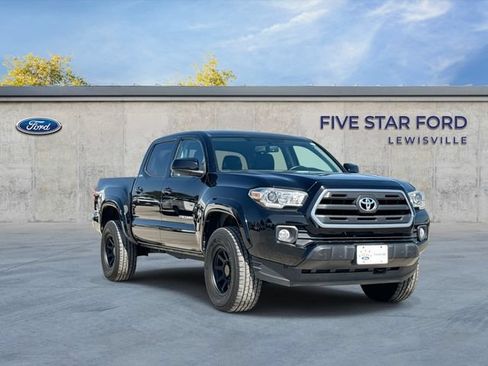Used 2017 Toyota Tacoma SR5 RWD image 1
