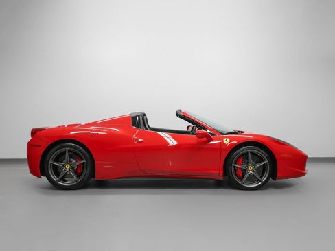 Certified 2014 Ferrari 458 Spider RWD image 4