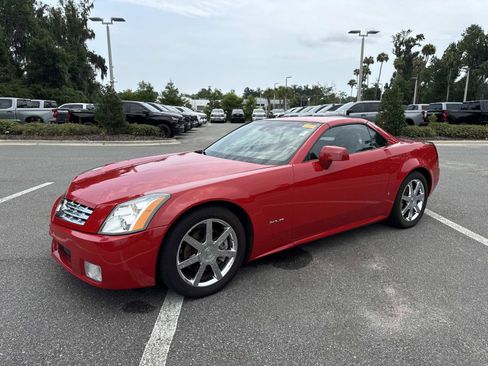 Used 2007 Cadillac XLR RWD image 7