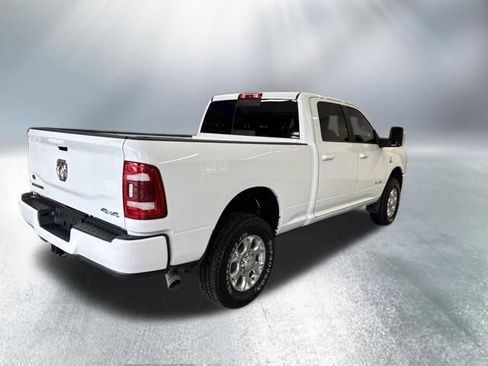 Used 2024 RAM 2500 Laramie AWD/4WD image 7