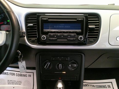 Used 2012 Volkswagen Beetle 2.5 image 13