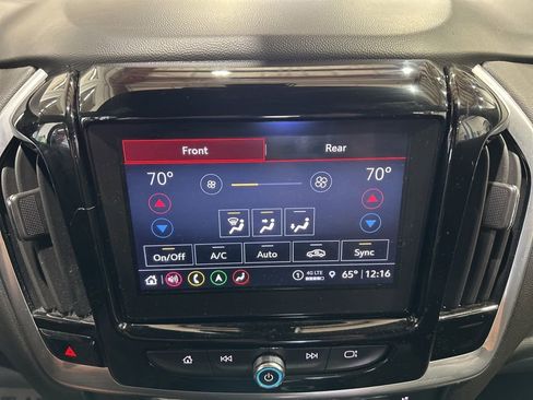 Used 2022 Chevrolet Traverse High Country AWD/4WD image 35
