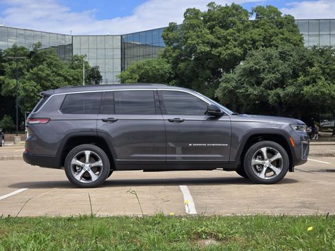 New 2026 Jeep Grand Cherokee L Limited RWD image 7