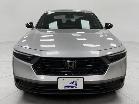 Used 2025 Honda Accord Sport image 10