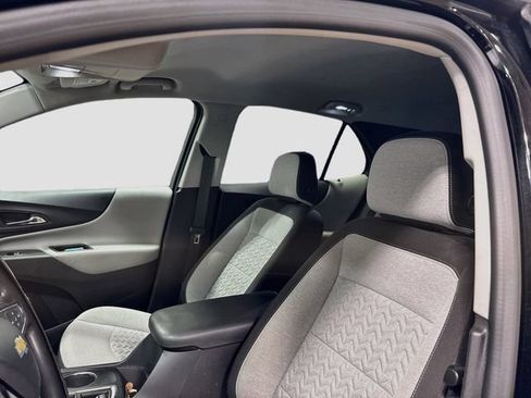 Used 2024 Chevrolet Equinox LS w/ LS Convenience Package FWD image 17