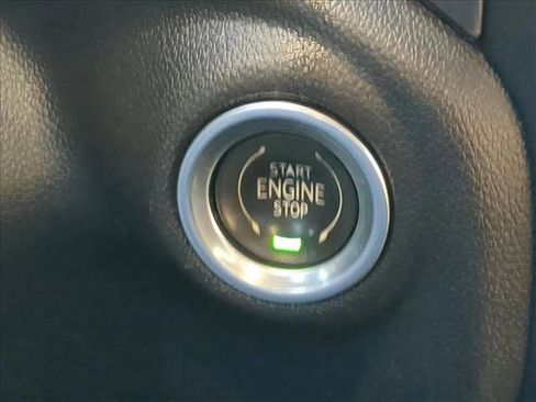 Used 2021 GMC Sierra 2500 AT4 w/ AT4 Premium Plus Package image 14