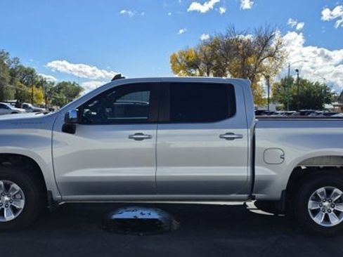 Used 2022 Chevrolet Silverado 1500 LT image 4