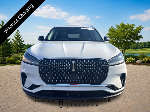 Used 2025 Lincoln Aviator AWD w/ Equipment Group 101A image 11