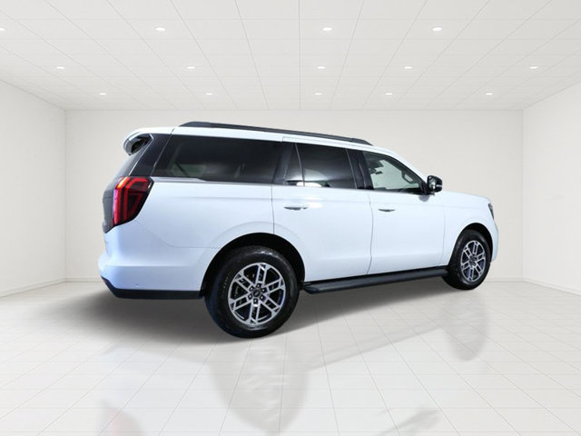 Certified 2025 Ford Expedition Active AWD/4WD image 6