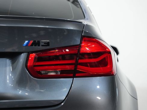 Used 2018 BMW M3 w/ Competition Package image 17