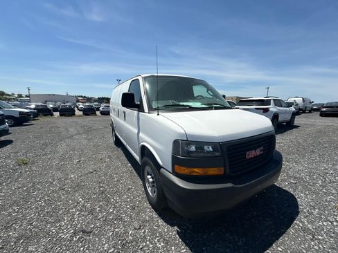 New 2026 GMC Savana 2500 w/ Driver Convenience Package RWD image 29
