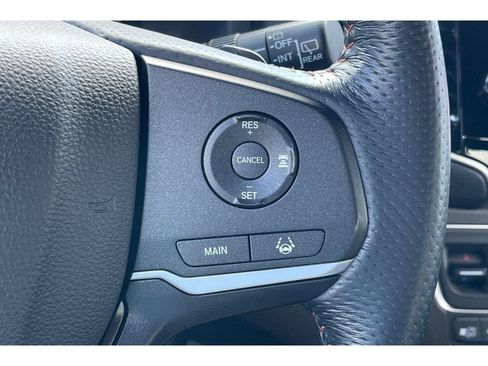 Certified 2022 Honda Pilot TrailSport image 38