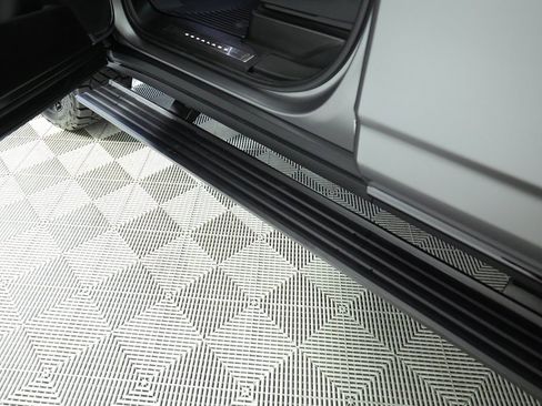 Used 2026 Cadillac Escalade V w/ LPO, Onyx Lite Package image 20