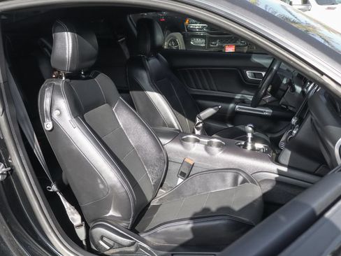 Used 2021 Ford Mustang GT Premium w/ Black Accent Package RWD image 39