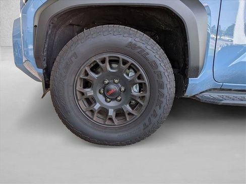 Certified 2026 Toyota 4Runner TRD Off-Road Premium AWD/4WD image 22