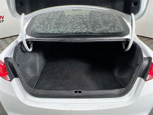 Used 2015 Chrysler 200 Limited image 22