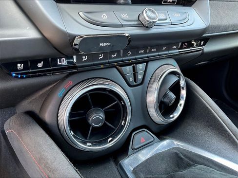 Used 2017 Chevrolet Camaro ZL1 RWD image 11