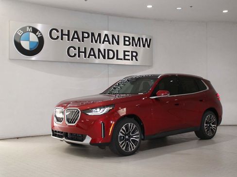 Used 2025 BMW X3 xDrive30i w/ Premium Package image 1