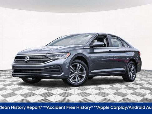 Certified 2023 Volkswagen Jetta SE FWD image 2