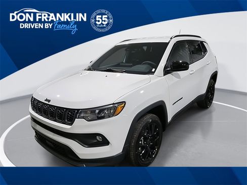 New 2026 Jeep Compass Latitude image 1