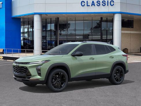 New 2026 Chevrolet Trax ACTIV image 2