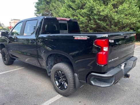 Used 2020 Chevrolet Silverado 1500 LT Trail Boss image 3