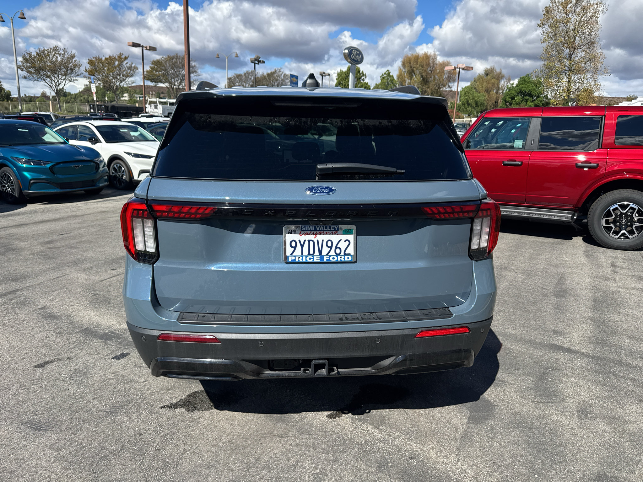 Used 2026 Ford Explorer ST-Line RWD image 3