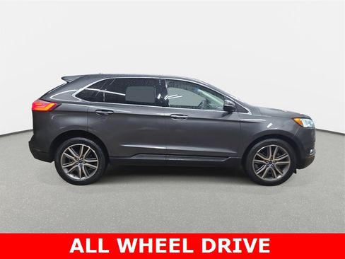 Used 2019 Ford Edge Titanium w/ Cold Weather Package image 4