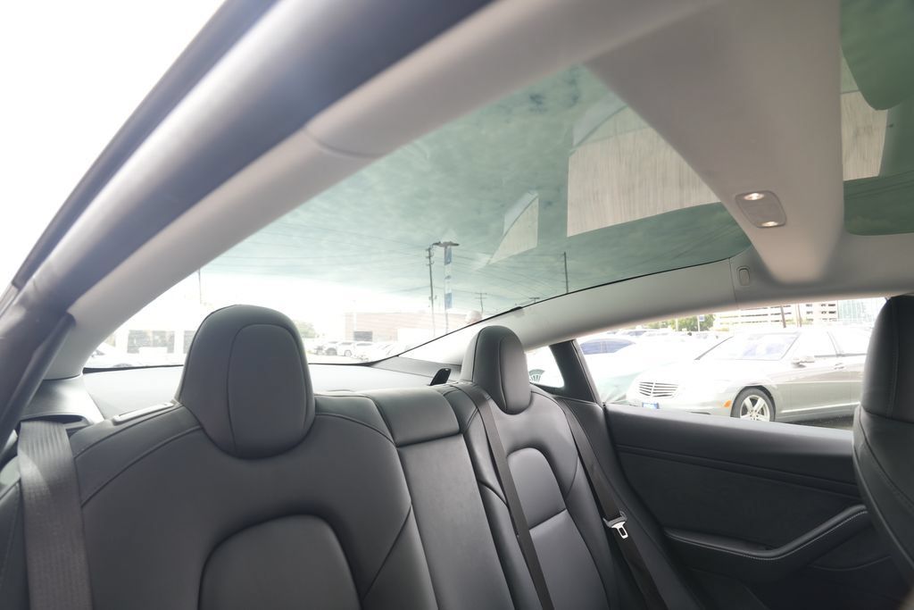 Used 2023 Tesla Model 3 Standard Range RWD image 29