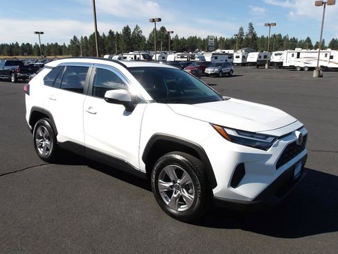 Used 2023 Toyota RAV4 XLE w/ Convenience Package AWD/4WD image 7