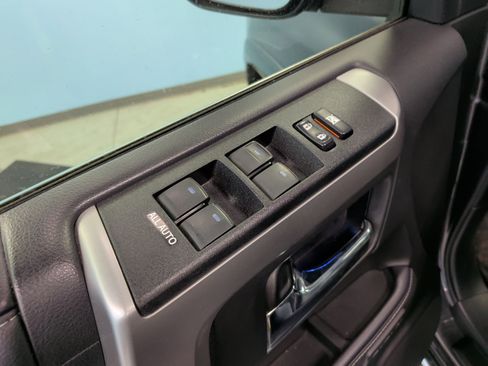 Used 2022 Toyota 4Runner Limited AWD/4WD image 28