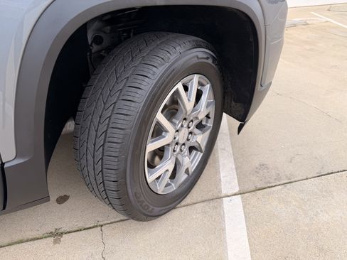 Used 2020 GMC Acadia SLT w/ Trailering Package image 6