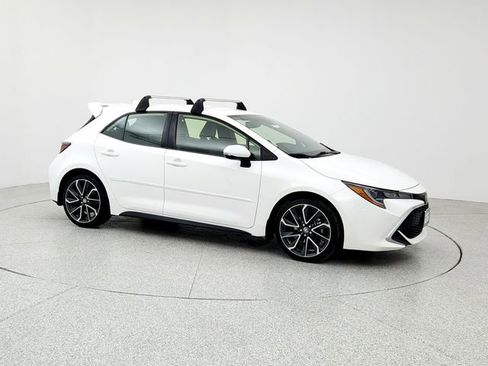 Used 2022 Toyota Corolla XSE image 3