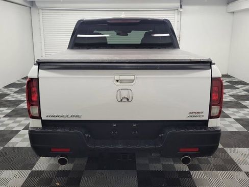 Certified 2023 Honda Ridgeline Sport image 5