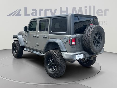 Used 2020 Jeep Wrangler Unlimited Sport AWD/4WD image 3
