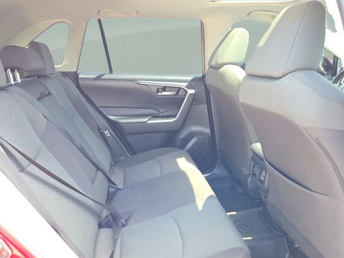 Used 2023 Toyota RAV4 XLE w/ Convenience Package FWD image 14
