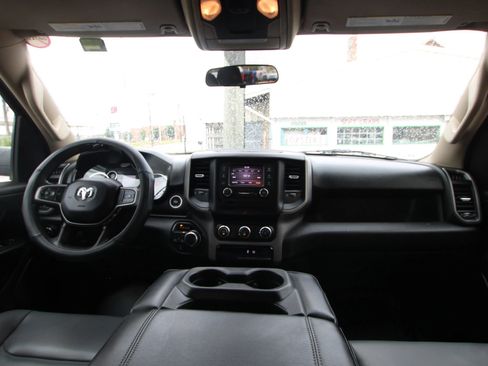 Used 2020 RAM 1500 Tradesman AWD/4WD image 12