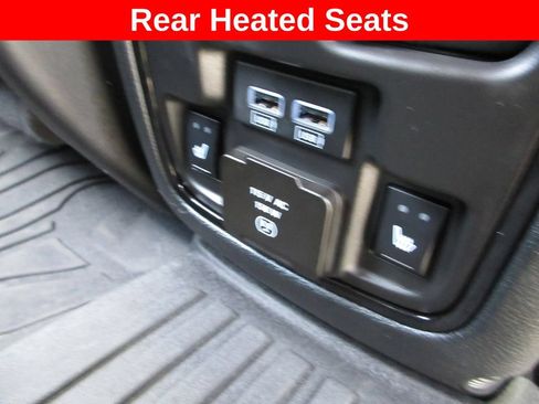 Used 2024 Dodge Durango GT AWD/4WD image 27