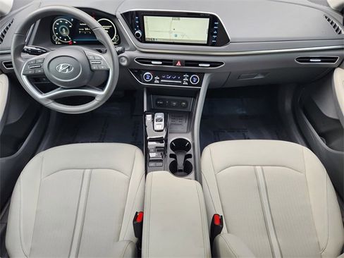 Certified 2023 Hyundai Sonata SEL w/ Convenience Package image 20