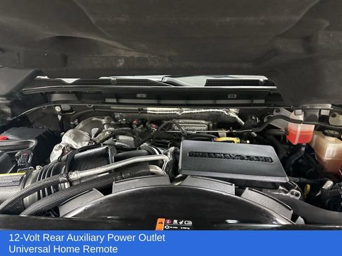 Used 2023 GMC Sierra 2500 Denali w/ Denali Black Diamond Edition image 18