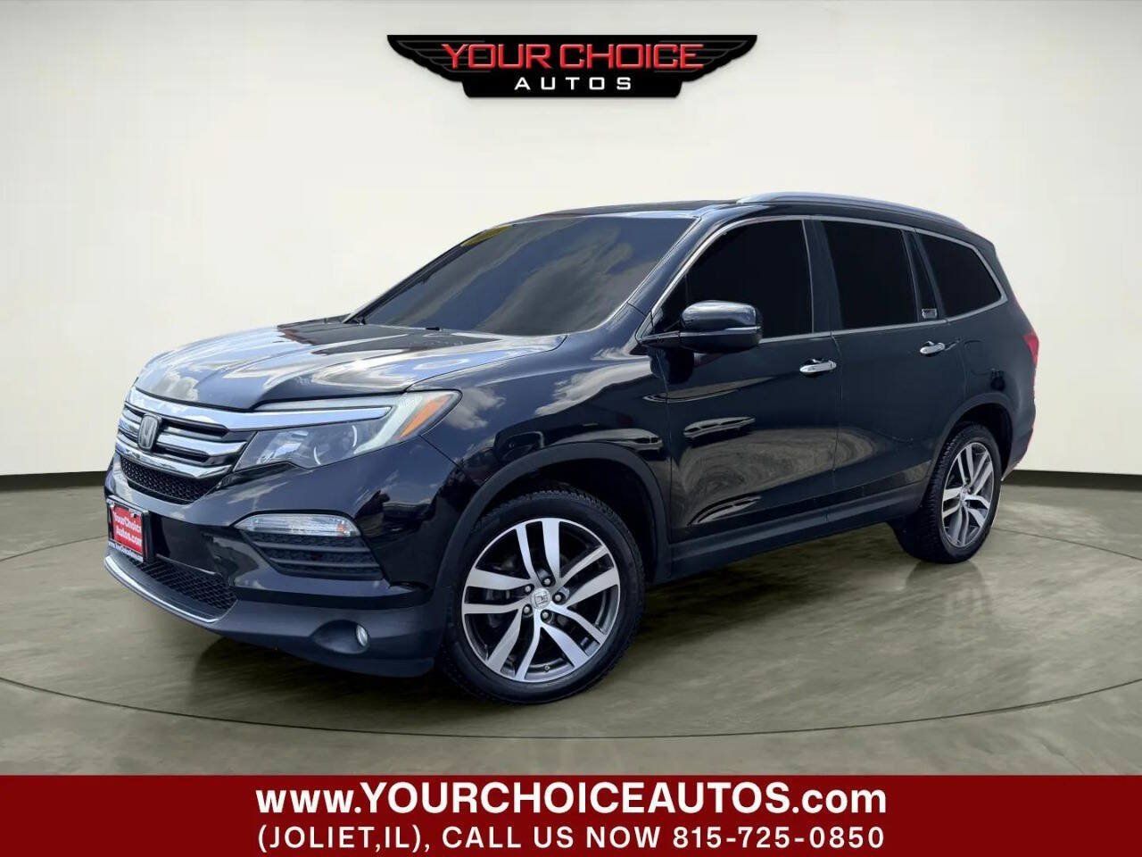 Used 2018 Honda Pilot Touring image 1